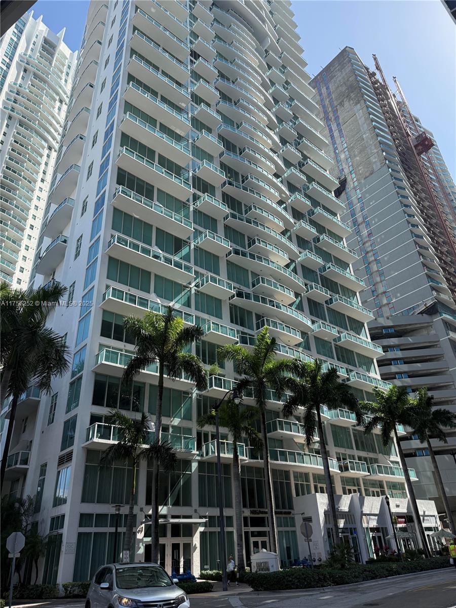 BRICKELL ON THE RIVER S T - Residential