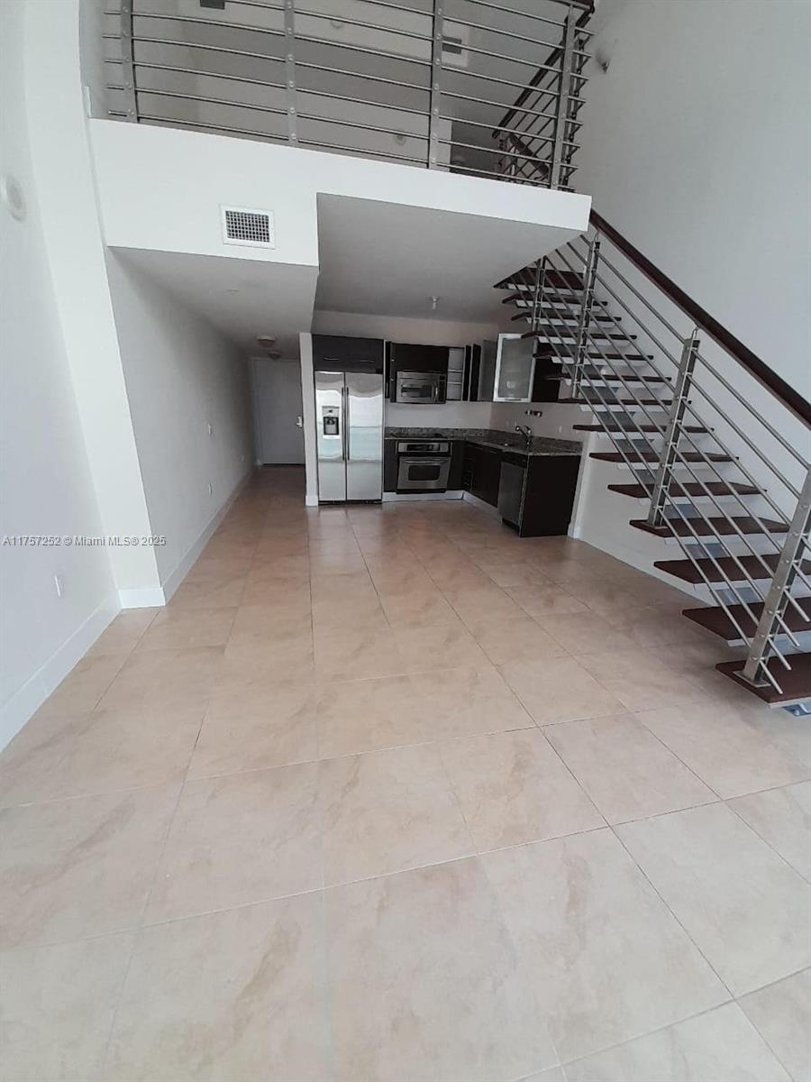 BRICKELL ON THE RIVER S T - Residential