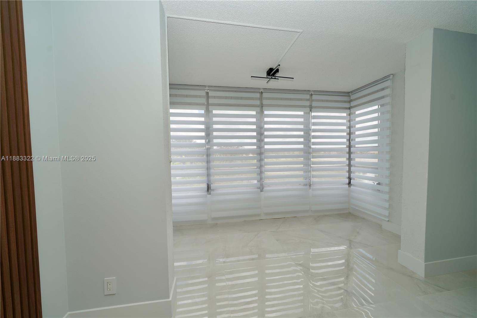 ARAGON PHASE 1A CONDO - Residential