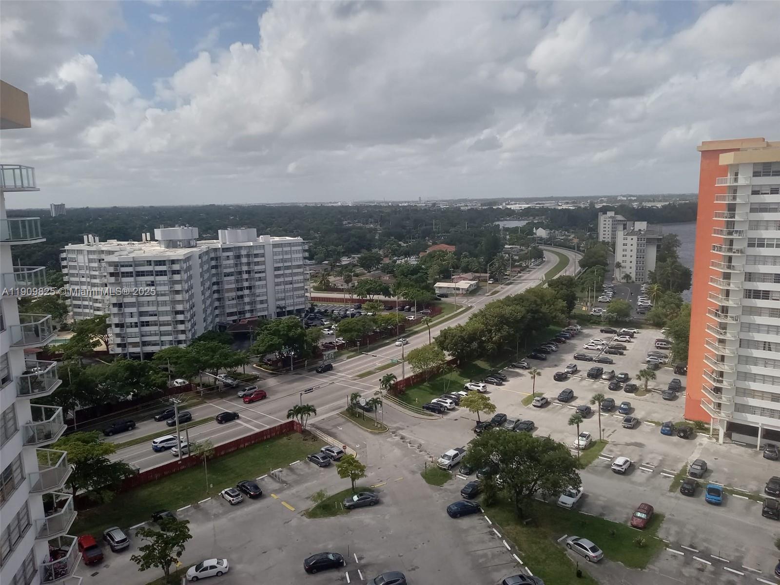 BUCKLEY TOWERS CONDO - EA - Residential