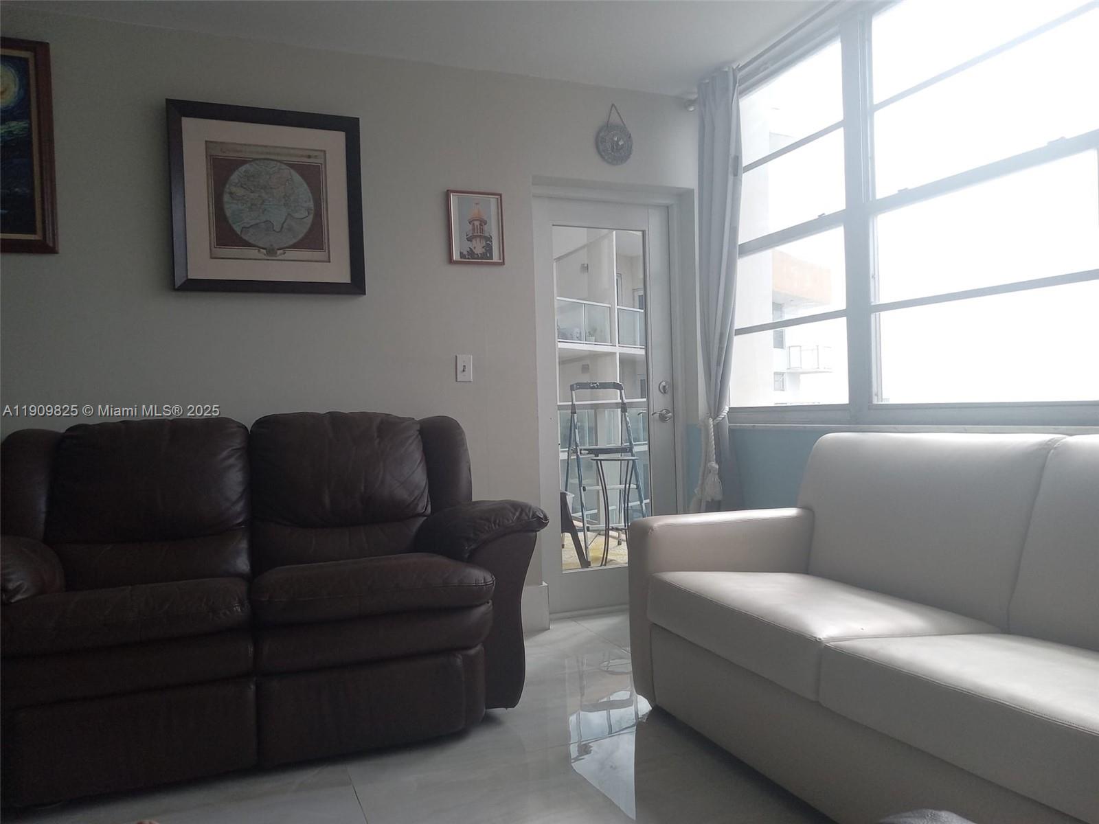 BUCKLEY TOWERS CONDO - EA - Residential