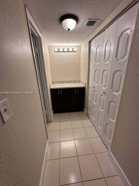 FRENCH VILLAS CONDO - Residential Lease