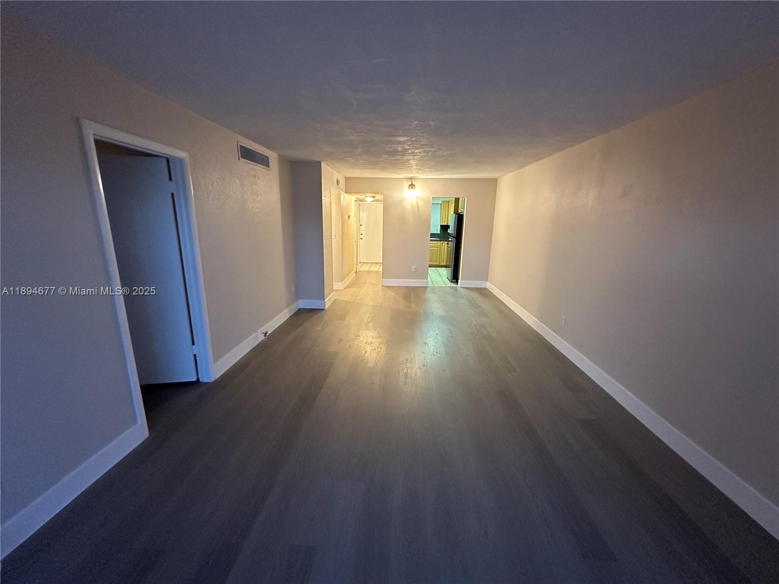 FRENCH VILLAS CONDO - Residential Lease