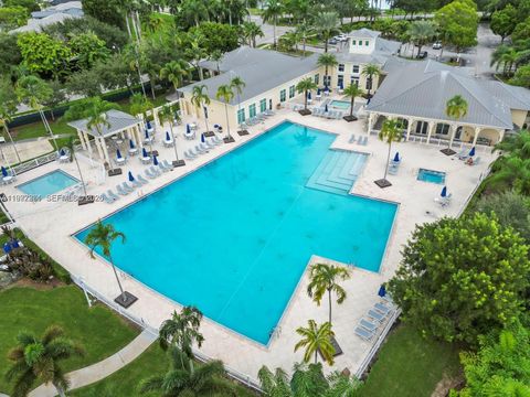 Tiny photo for 236 SE 32nd Ave, Homestead, FL 33033 (MLS # A11977261)