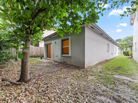 Tiny photo for 236 SE 32nd Ave, Homestead, FL 33033 (MLS # A11977261)