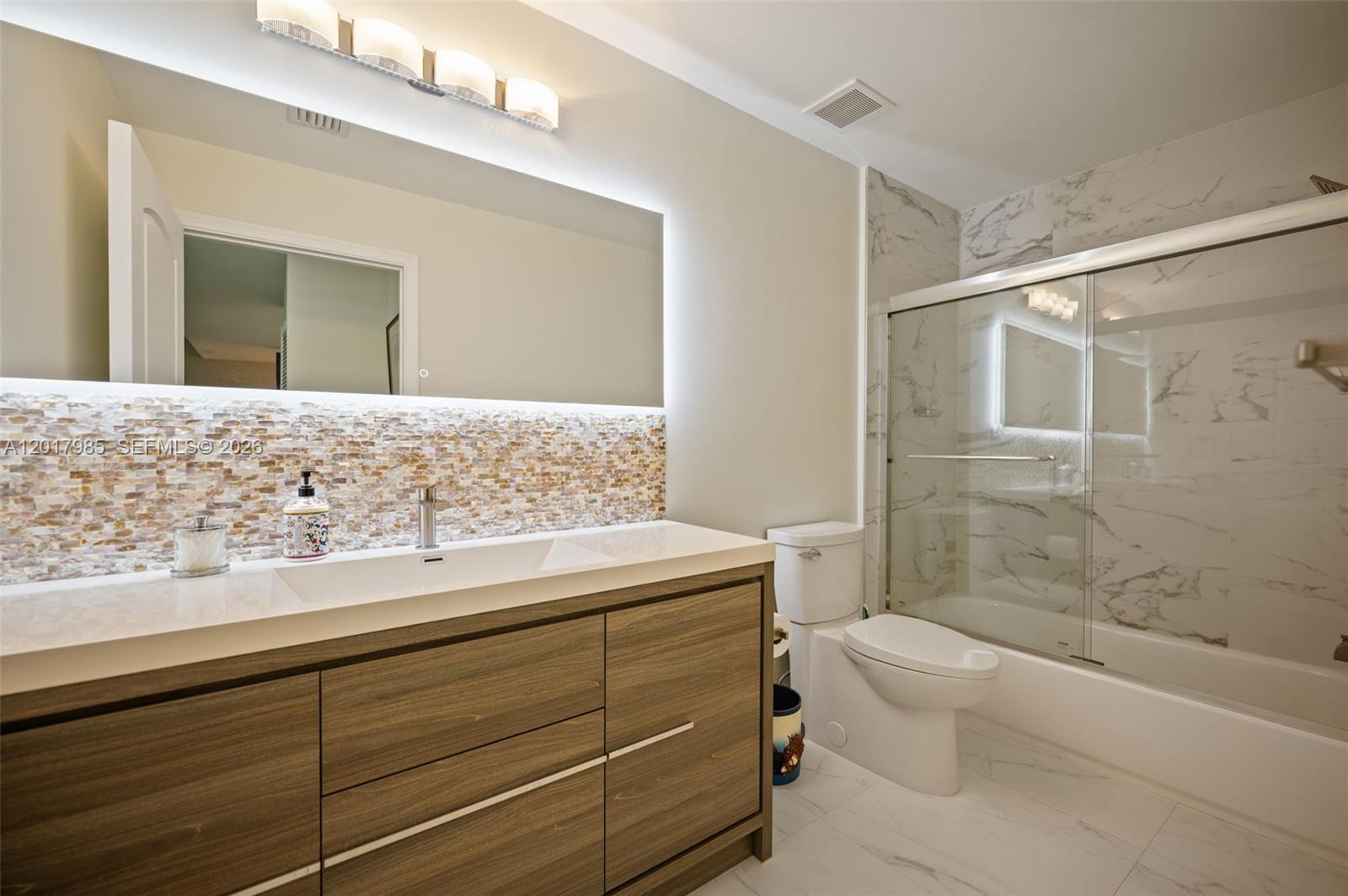 TOSCANO CONDO - Residential