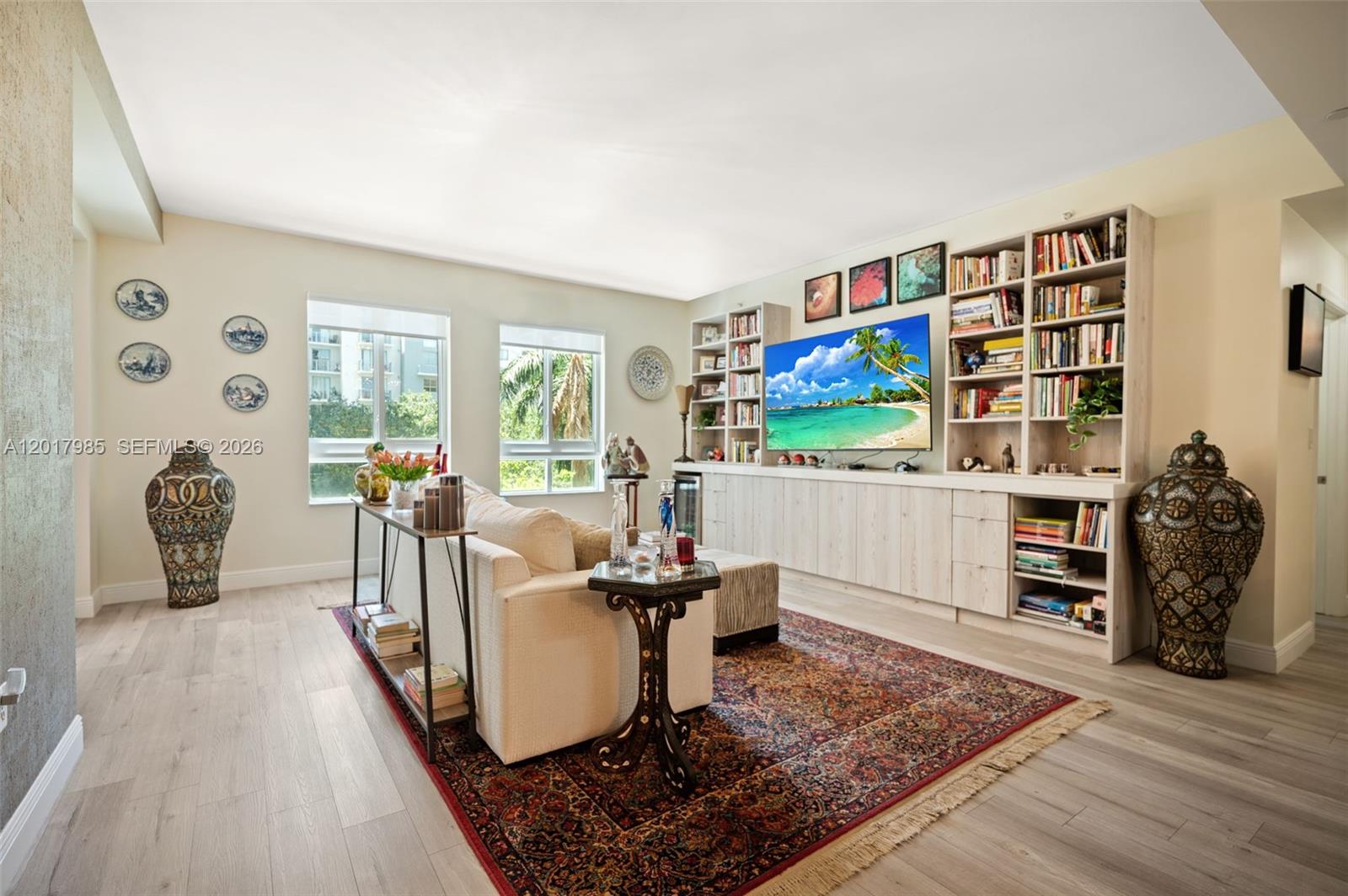 TOSCANO CONDO - Residential
