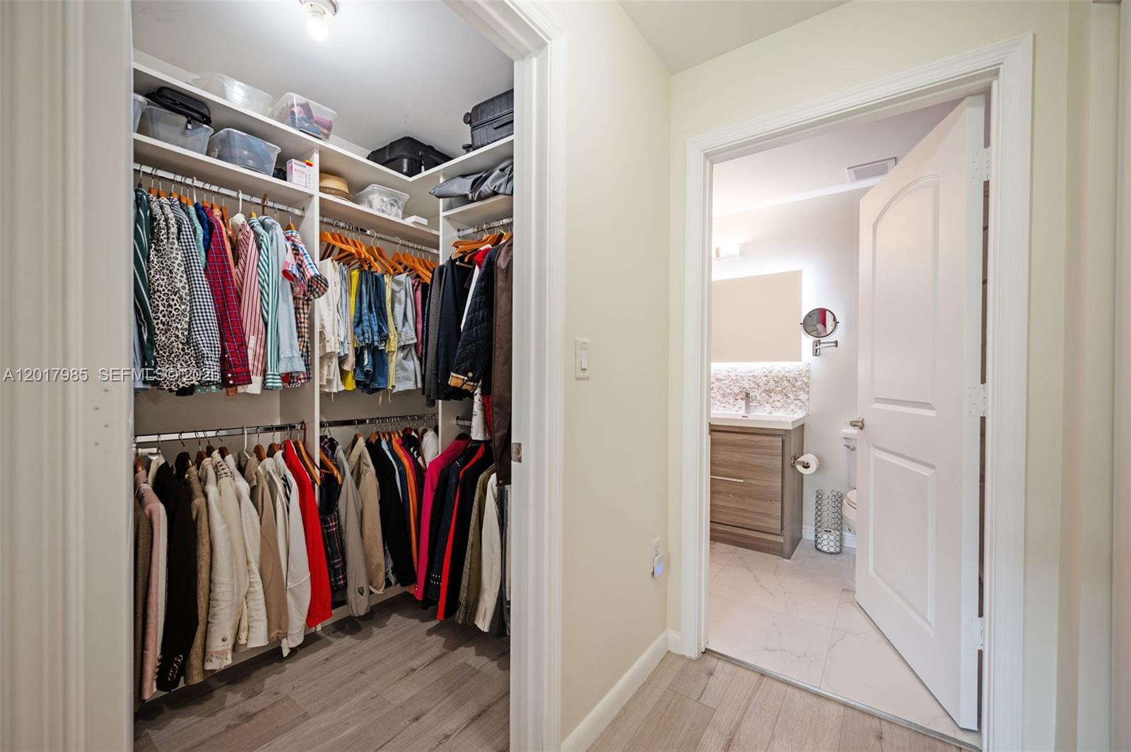 TOSCANO CONDO - Residential