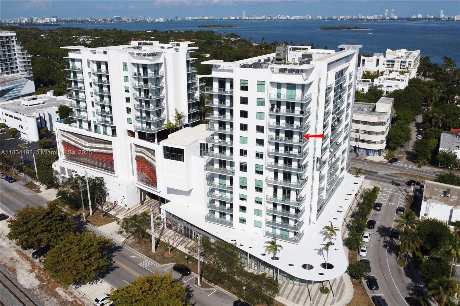Investor's Dream! Fully furnished 2-bed, 2-bath corner unit at Quadro Residences in Miami Design District, allowing short-term rentals (3-day min). High ceilings, designer finishes, and floor-to-ceiling impact windows. Resort-style amenities include a panoramic pool deck, fitness center, game room, BBQ stations, and curated art installations. Steps from world-class fashion boutiques, Michelin-star restaurants, museums, and galleries. Prime location—minutes to Wynwood, Brickell, South Beach, and MIA. Live, vacation, or rent—this opportunity won’t last! Short-term rental allowed.