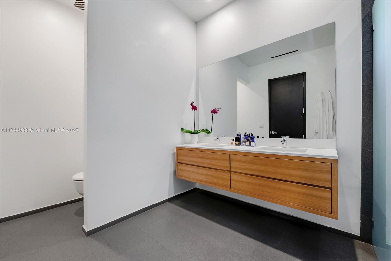 FROW HOMESTEAD - Residential