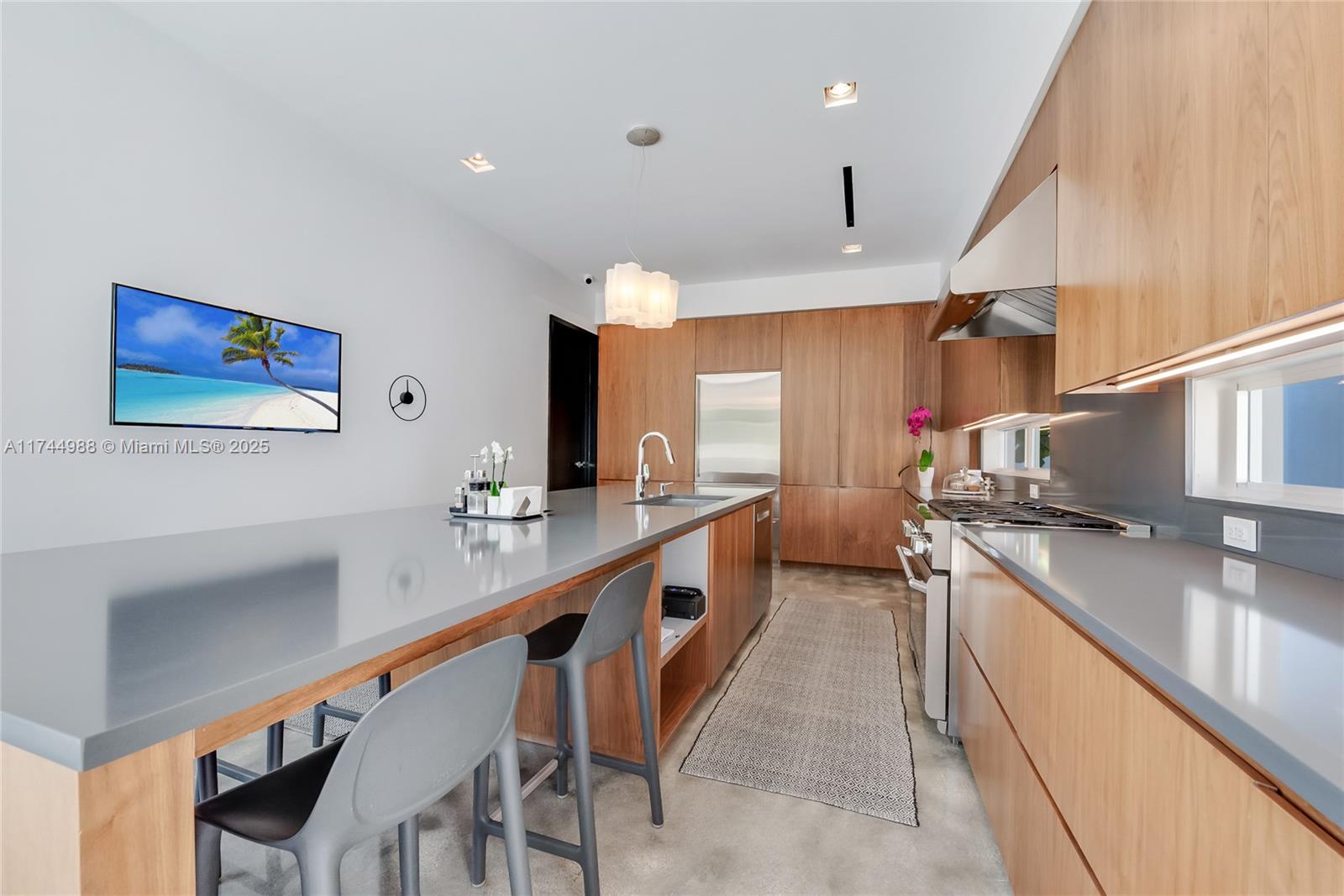 FROW HOMESTEAD - Residential