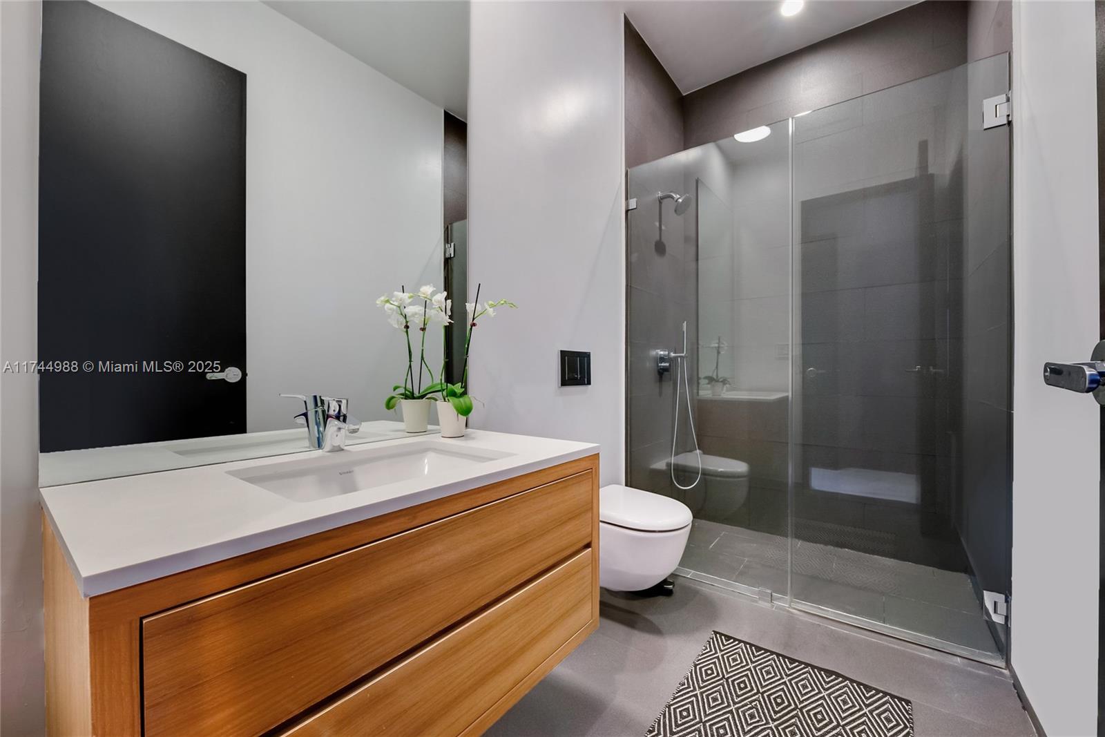 FROW HOMESTEAD - Residential