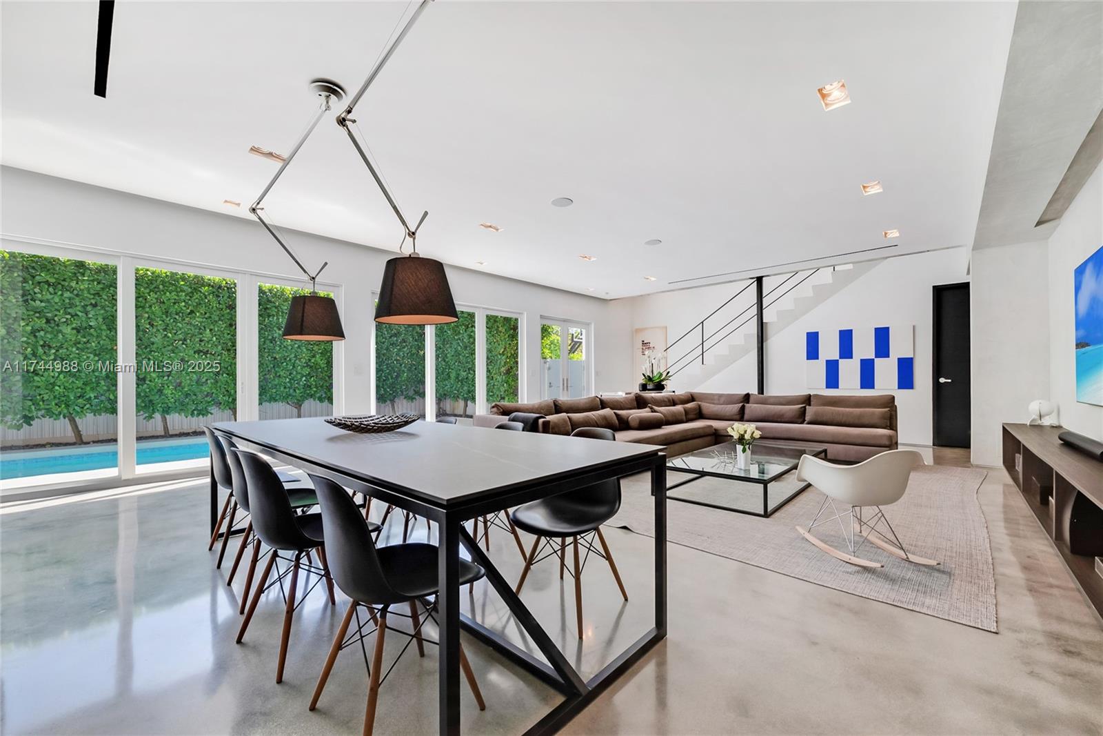 FROW HOMESTEAD - Residential