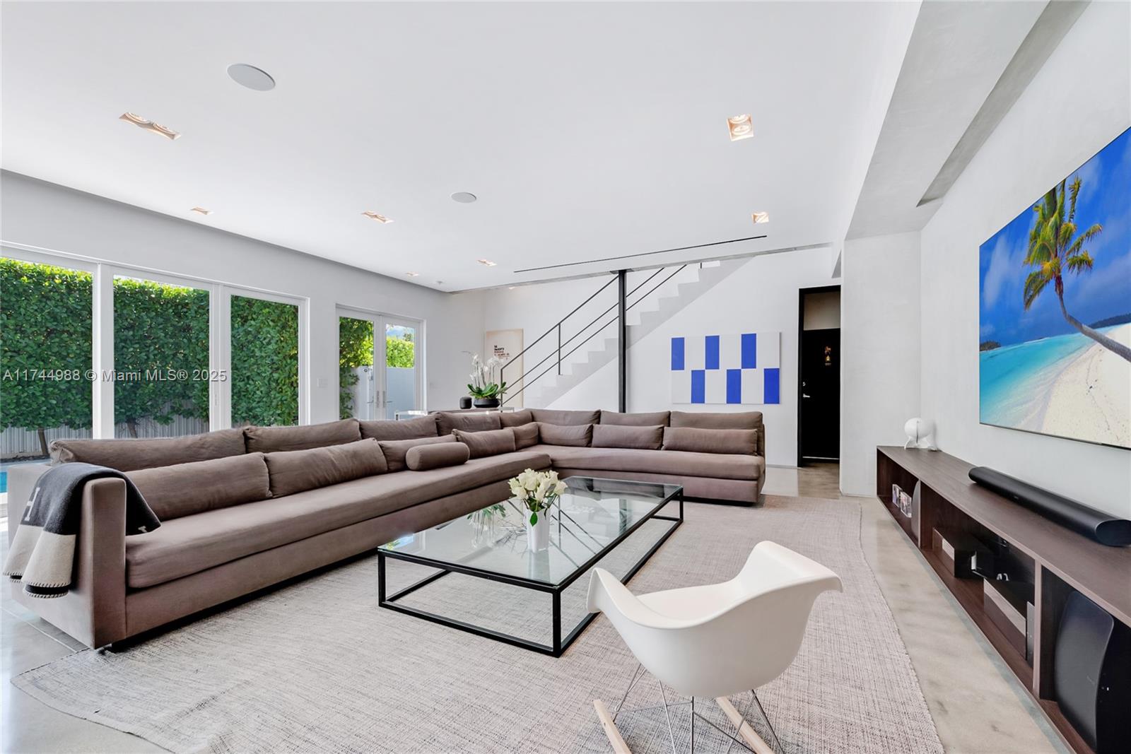 FROW HOMESTEAD - Residential