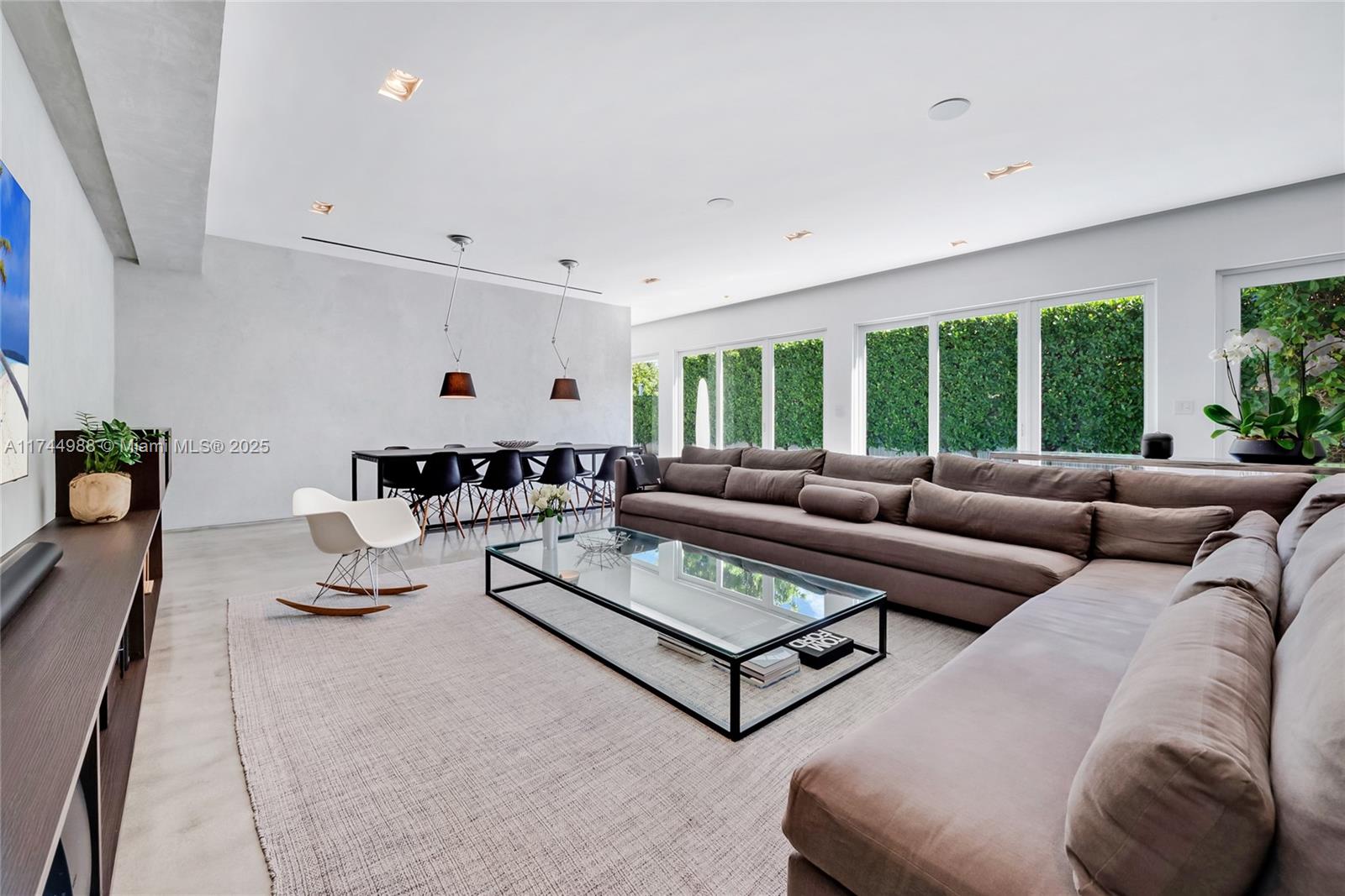 FROW HOMESTEAD - Residential