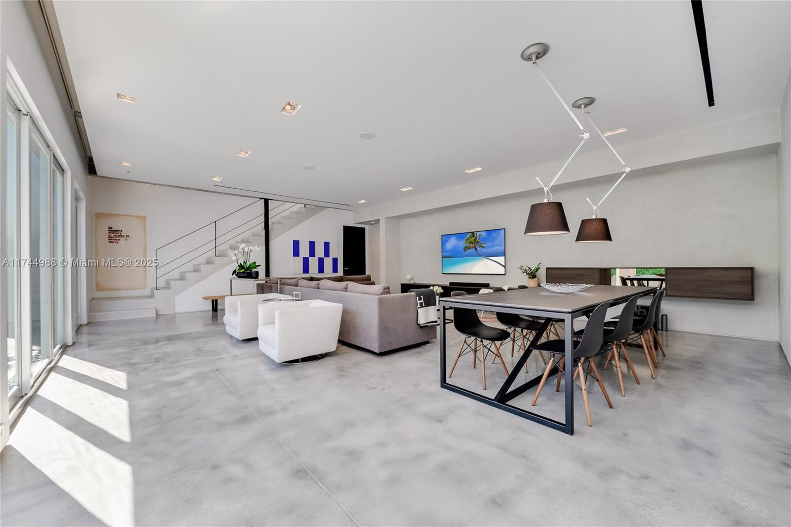 FROW HOMESTEAD - Residential