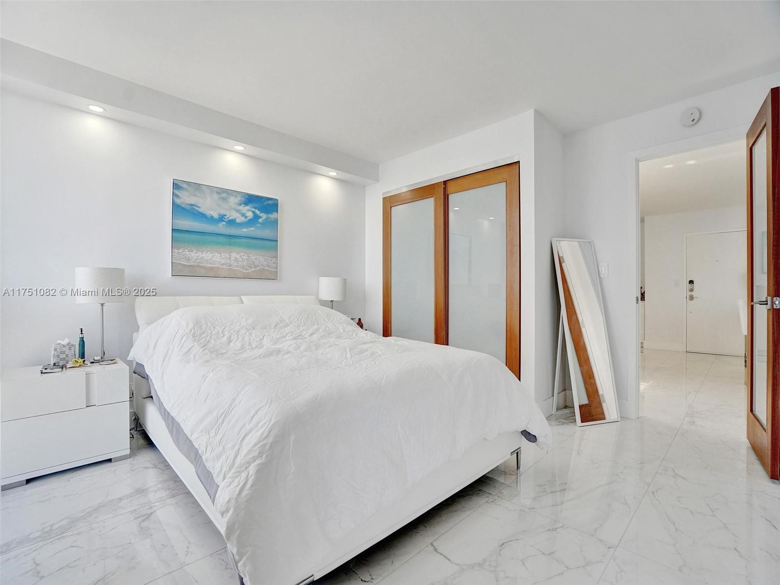 ALLINGTON TOWERS CONDO - Residential