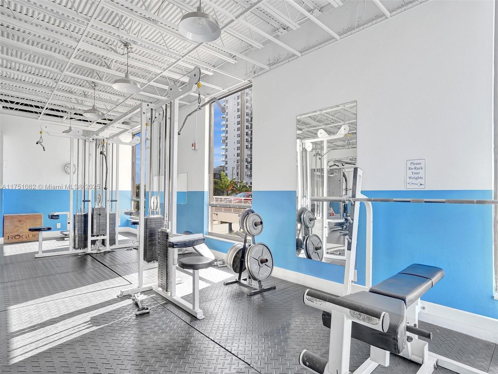 ALLINGTON TOWERS CONDO - Residential