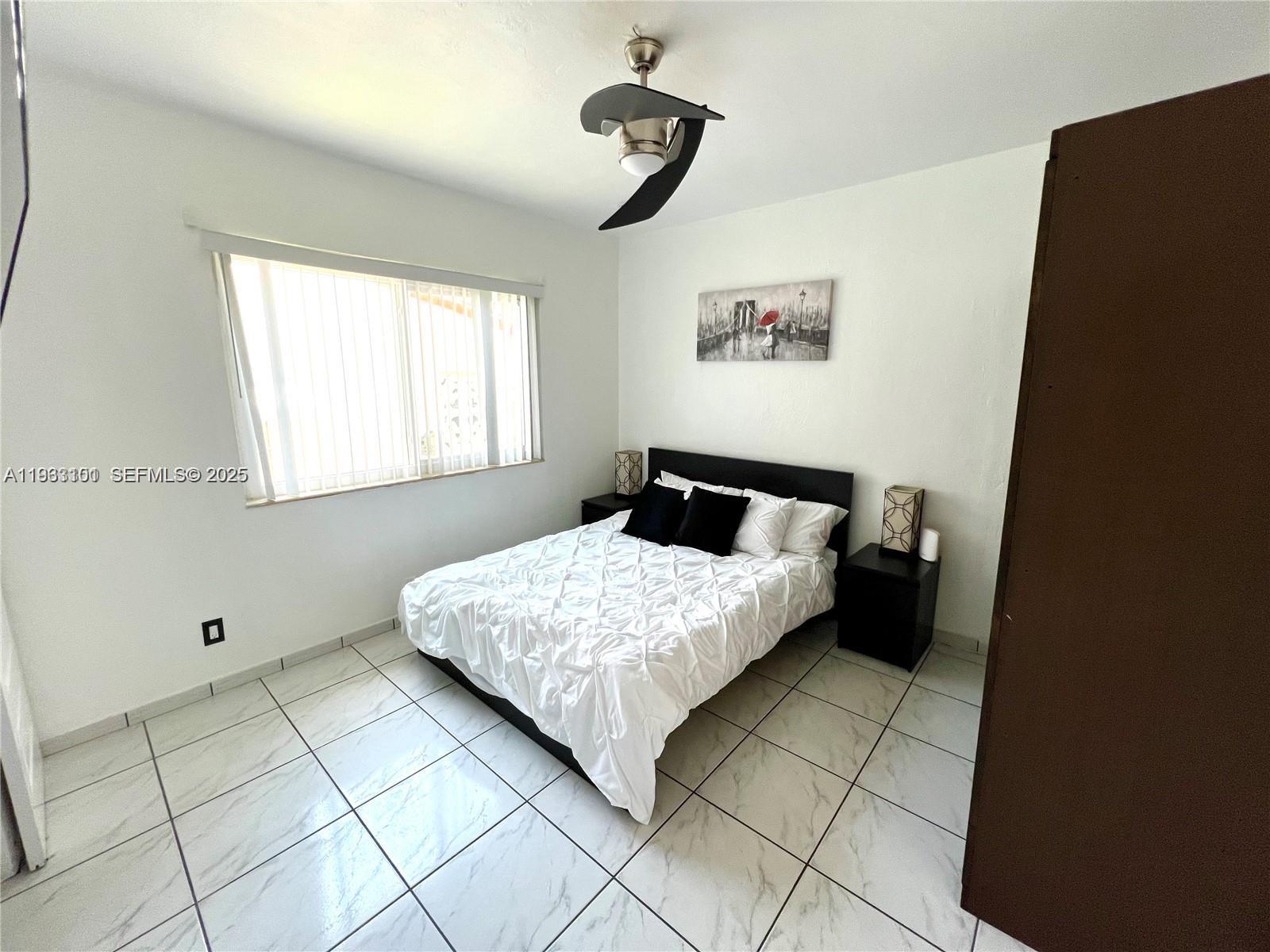 SILVER BLUFF ESTS-SEC A - Residential Lease