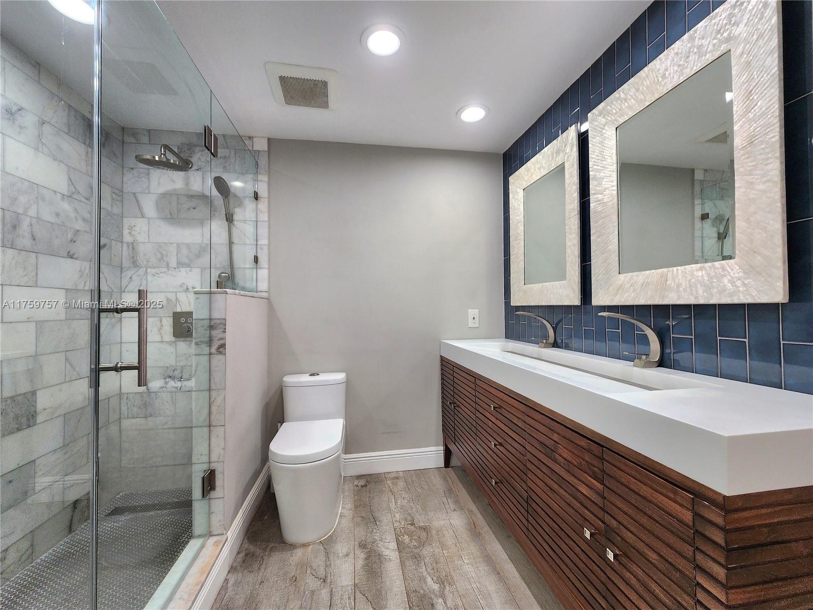 ALEXANDER TOWERS CONDO - Residential Lease