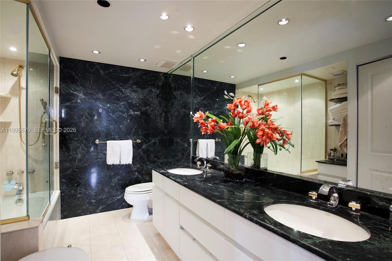 TURNBERRY ISLE CONDO - Residential Lease