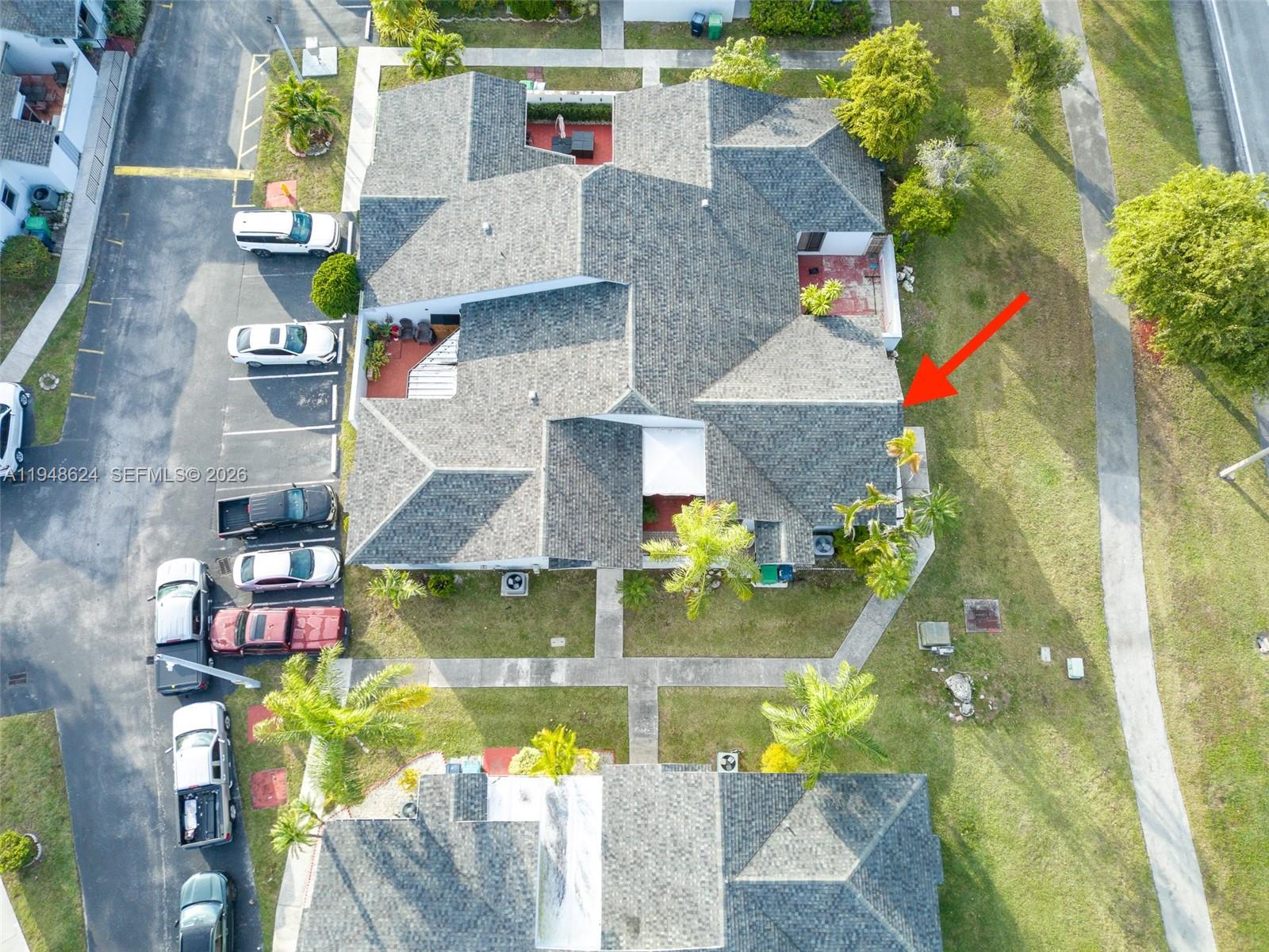 WESTWIND LAKES GARDEN HOM - Residential