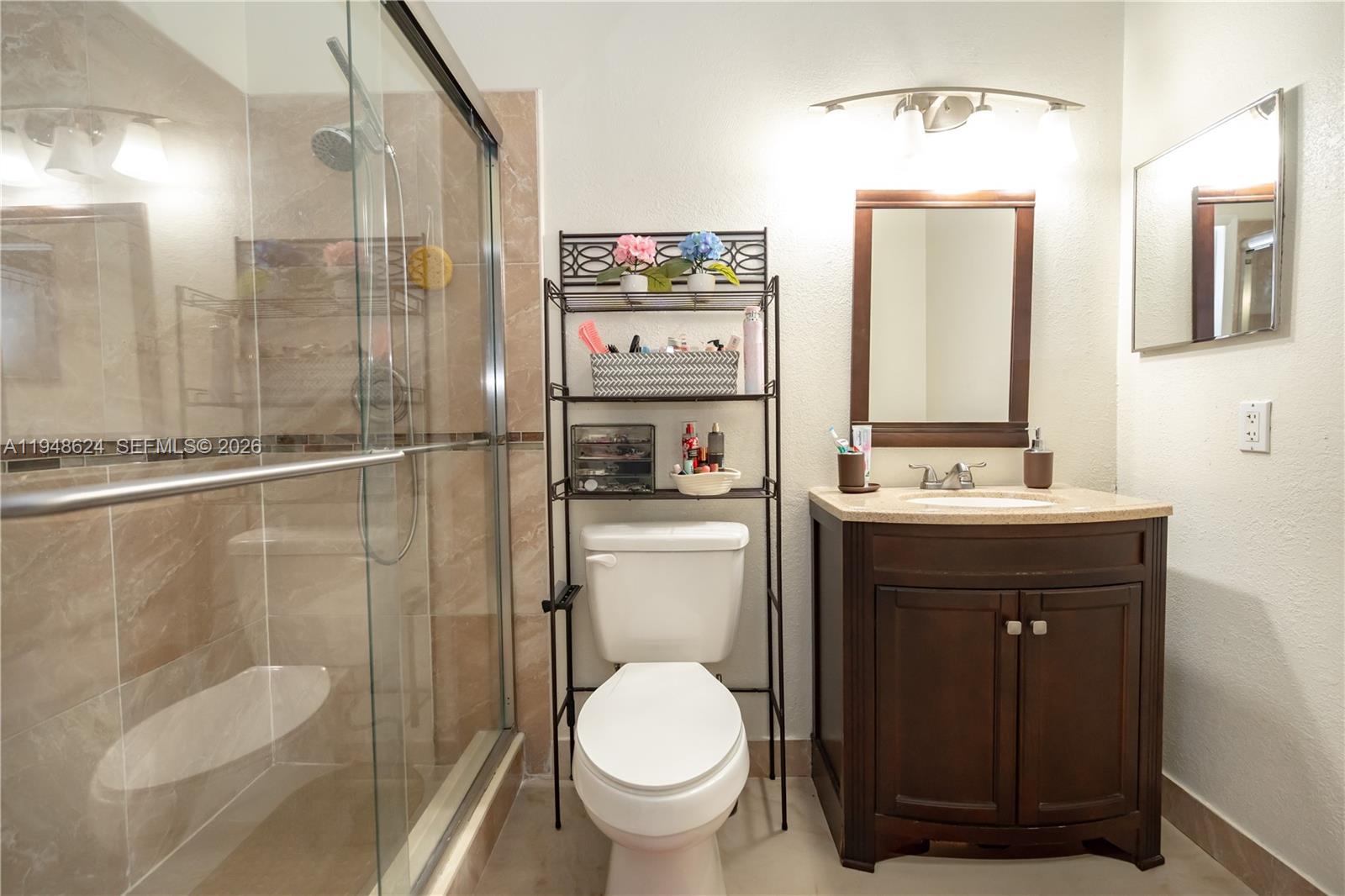 WESTWIND LAKES GARDEN HOM - Residential