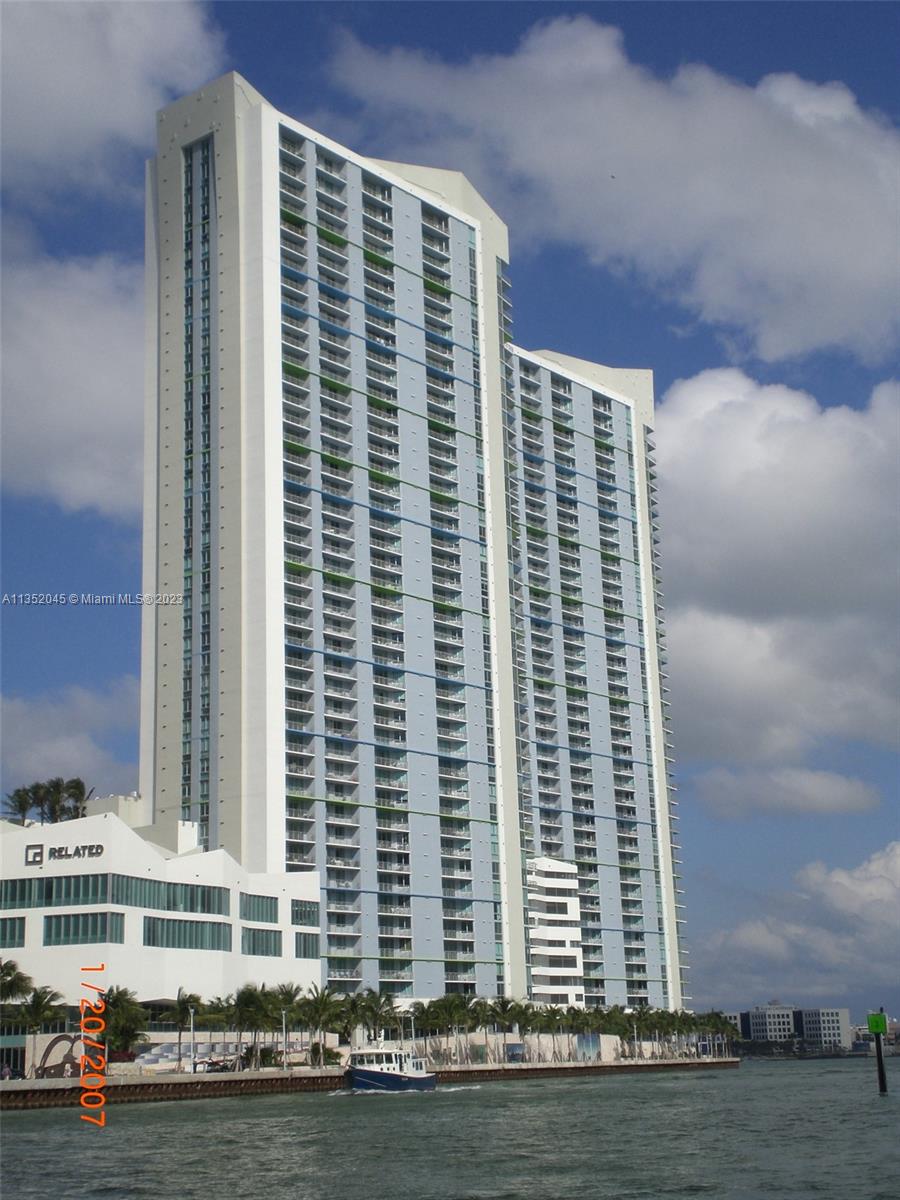ONE MIAMI EAST CONDO - Residential Lease