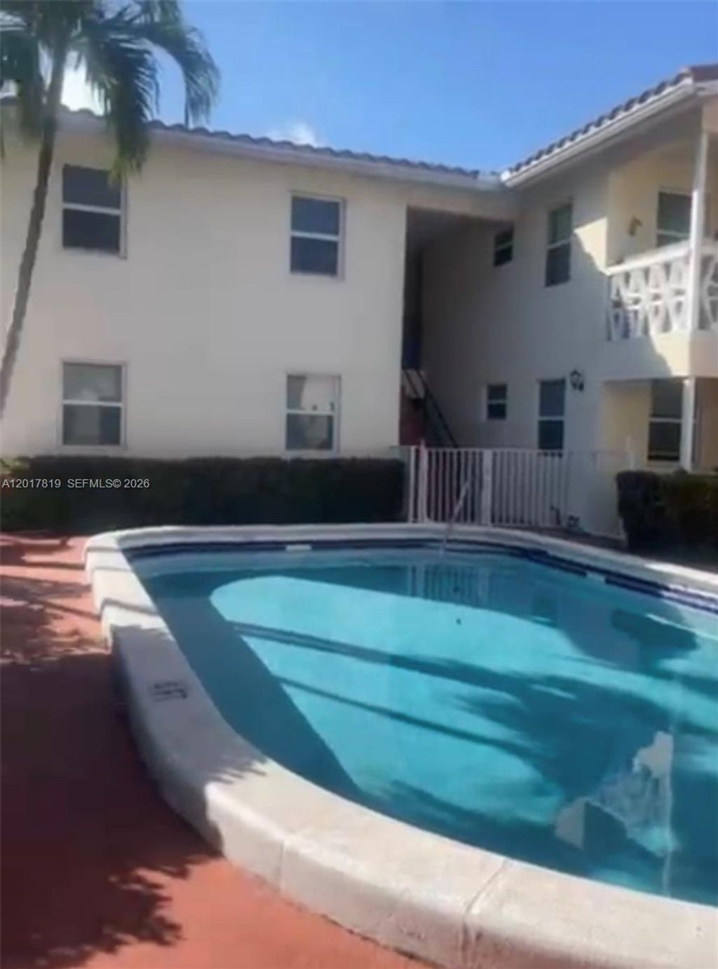 Photo of 2591 NE 55th Ct #202, Fort Lauderdale, FL 33308 (MLS # A12017819)