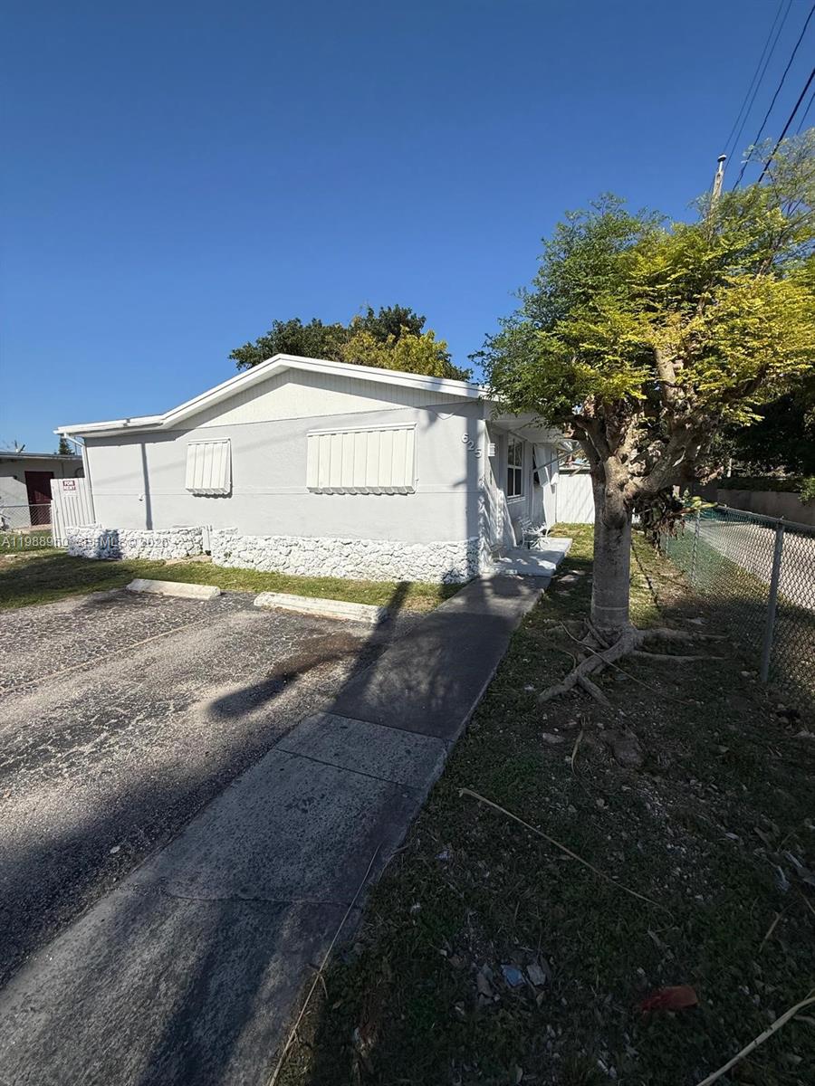 LOVELAND IND PARK - Residential Lease
