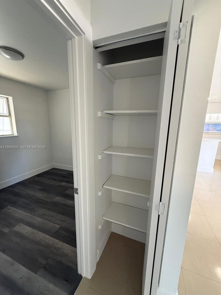 LOVELAND IND PARK - Residential Lease