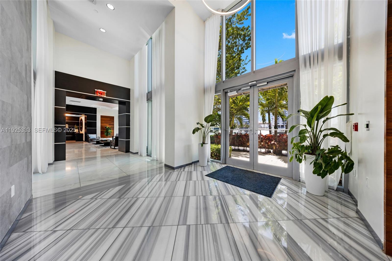 ELOQUENCE ON THE BAY COND - Residential Lease