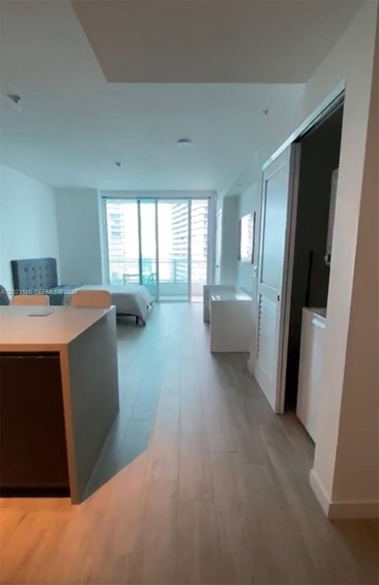 1080 Brickell Ave 2405