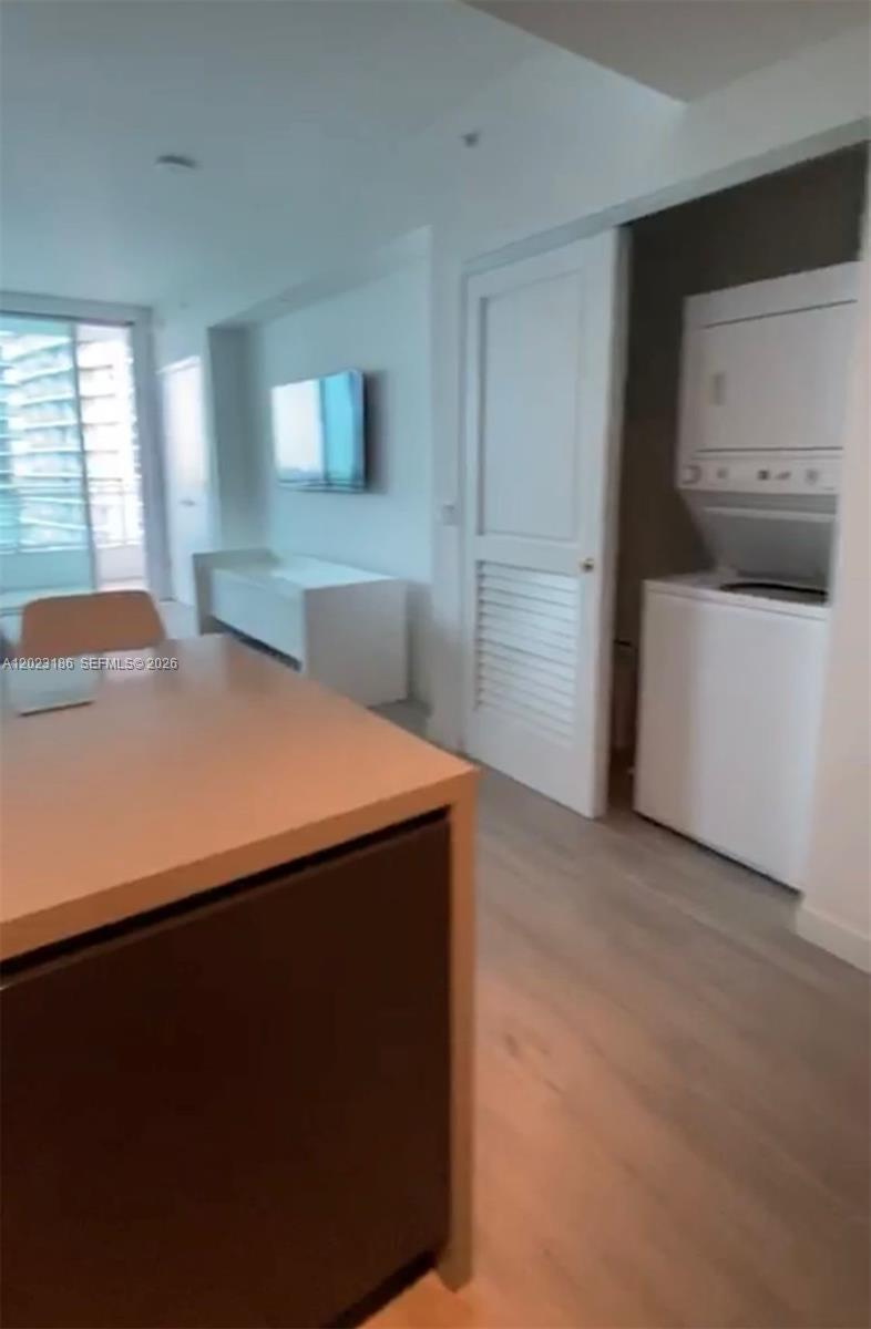 1080 Brickell Ave 2405