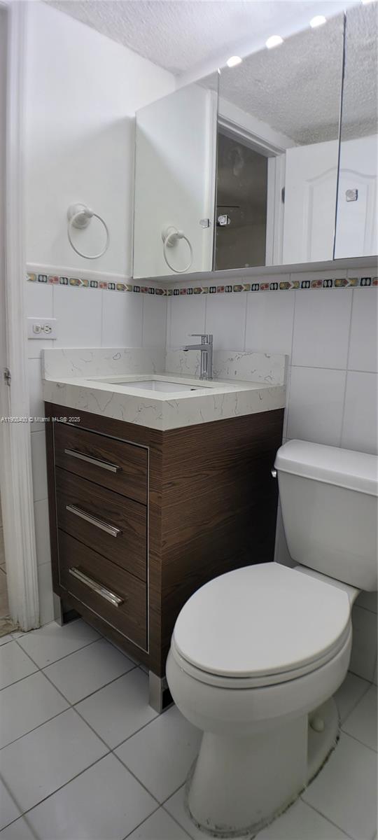 WESTCHESTER LUXURY CONDO - Residential