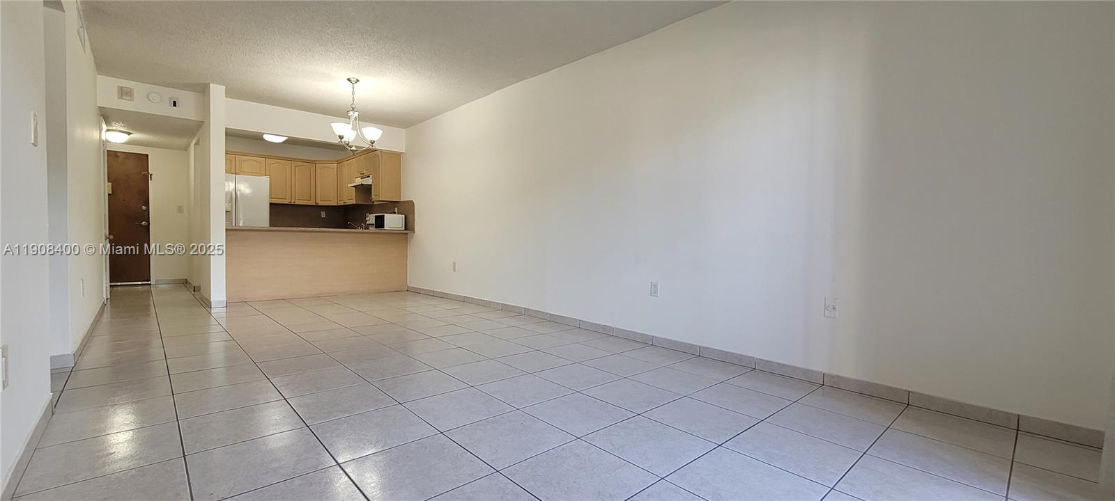 WESTCHESTER LUXURY CONDO - Residential