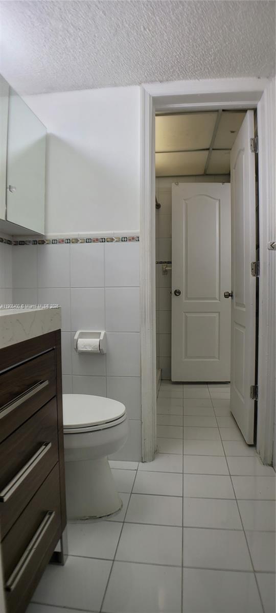 WESTCHESTER LUXURY CONDO - Residential