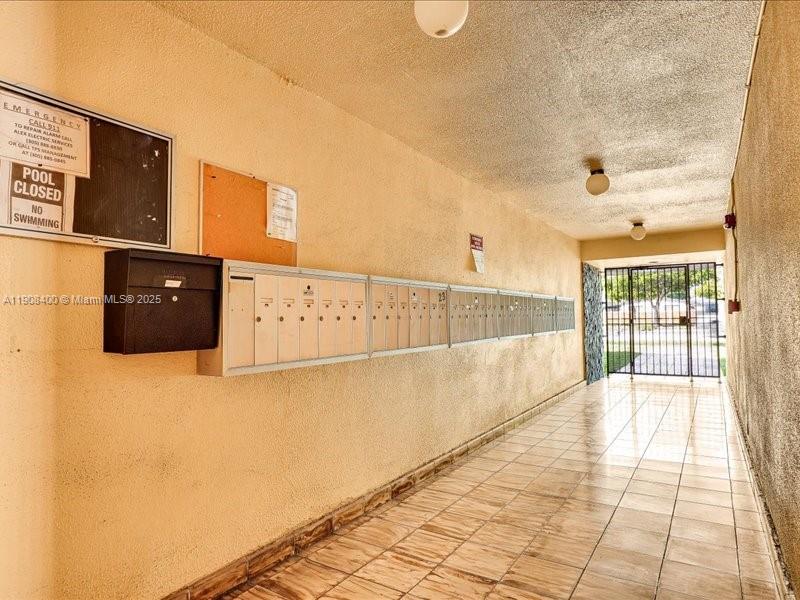 WESTCHESTER LUXURY CONDO - Residential