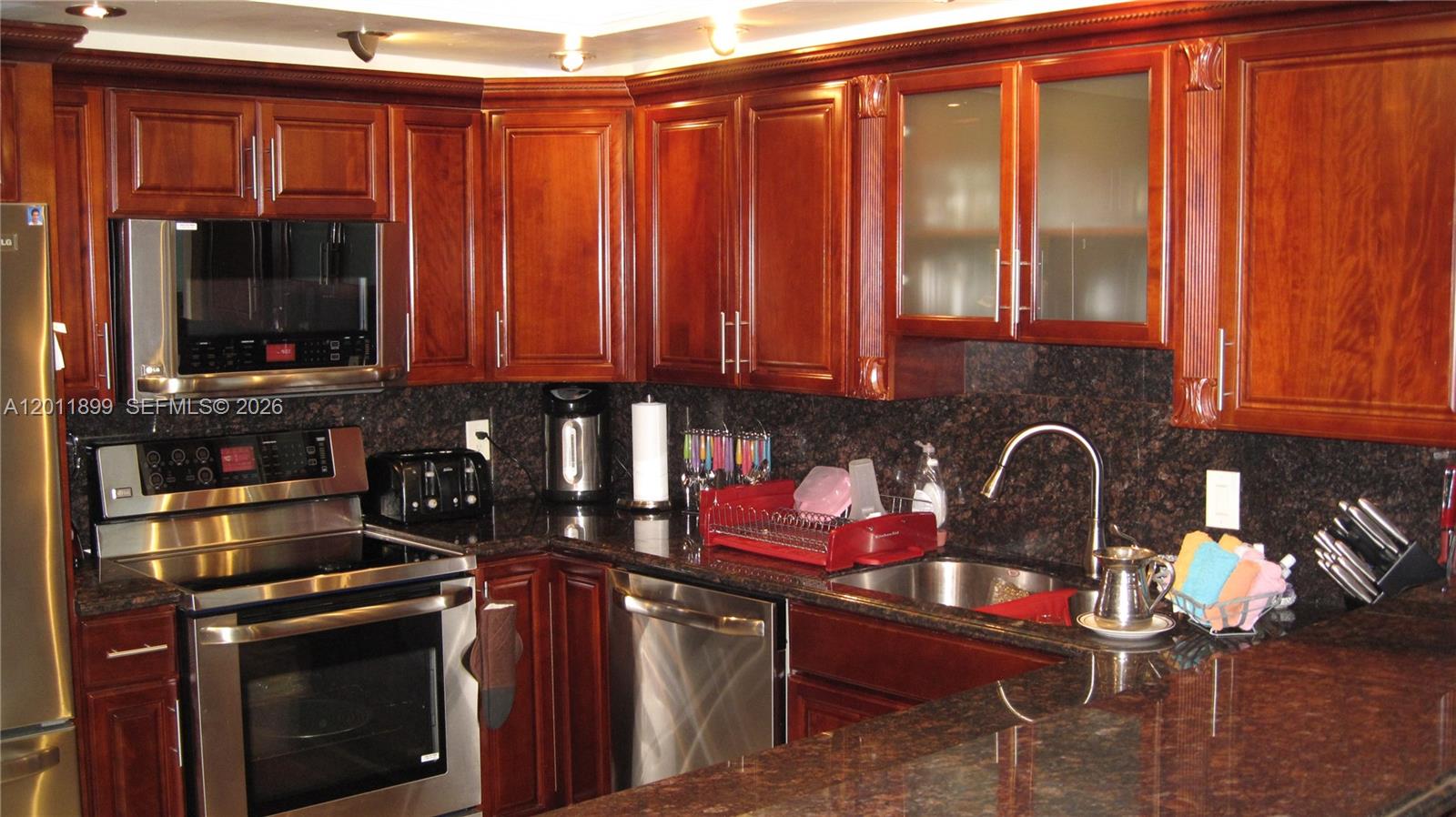 MALAGA TOWERS CONDO - Residential