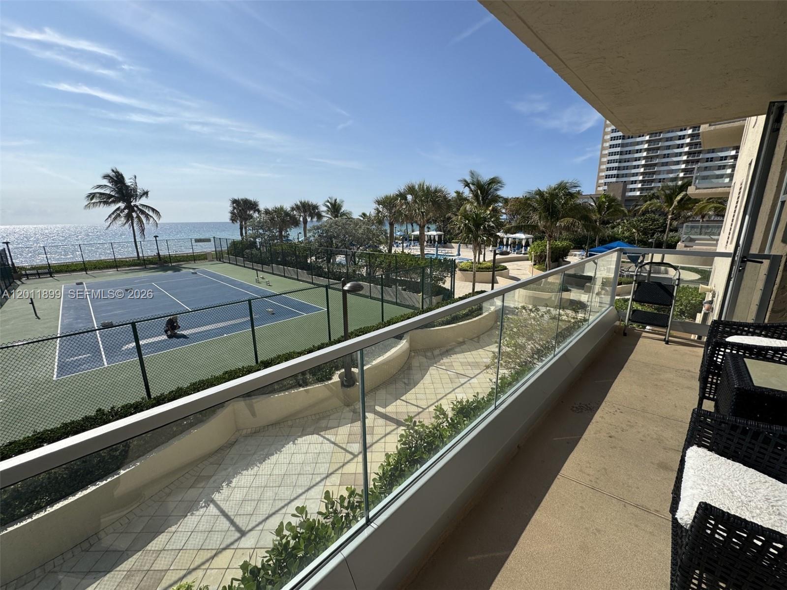 1912 S Ocean Dr 3D
