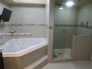 MALAGA TOWERS CONDO - Residential