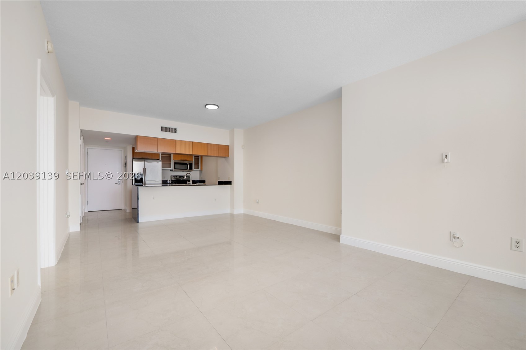 1750 N Bayshore Dr 4811