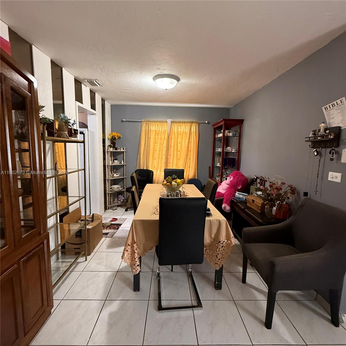 View photos, virtual tours, details... 20730 NE Miami Ct