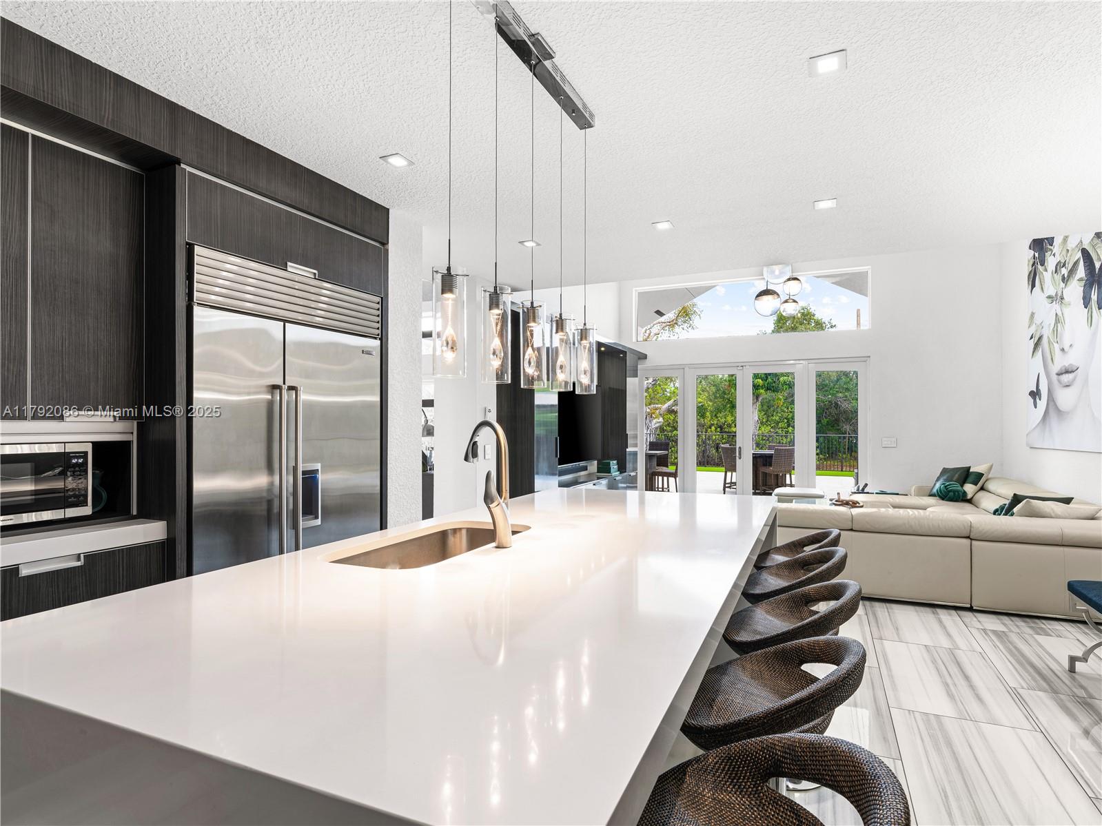 SEASONS - Residential