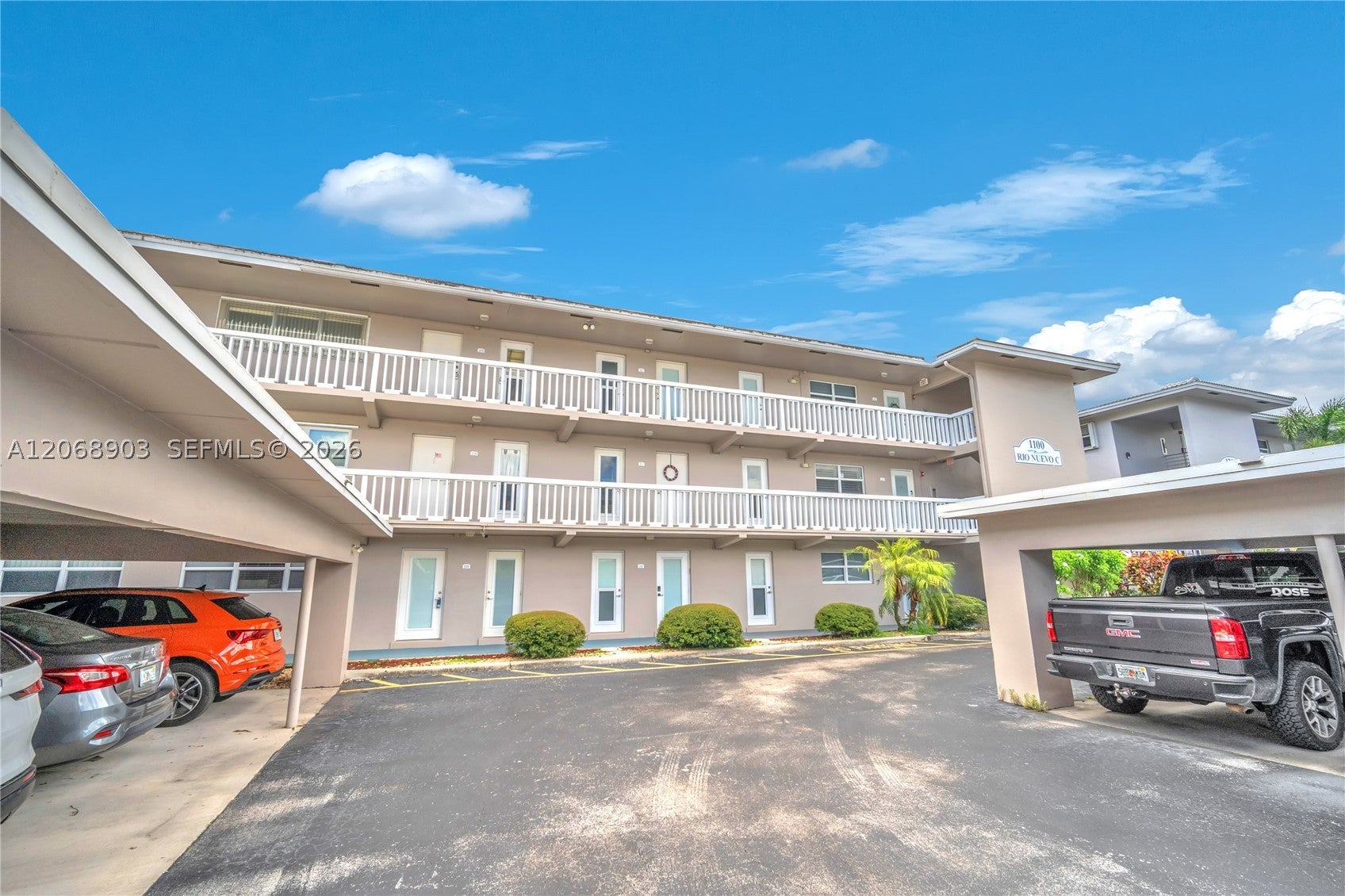 1100 SW 12th St 309