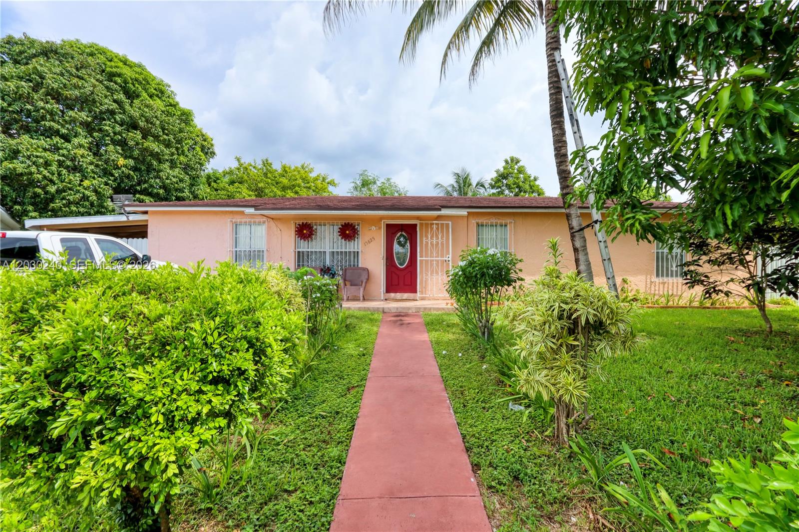 15825 SW 305th Ter