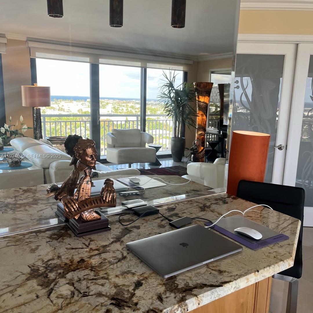 PILOT HOUSE CONDO - Residential