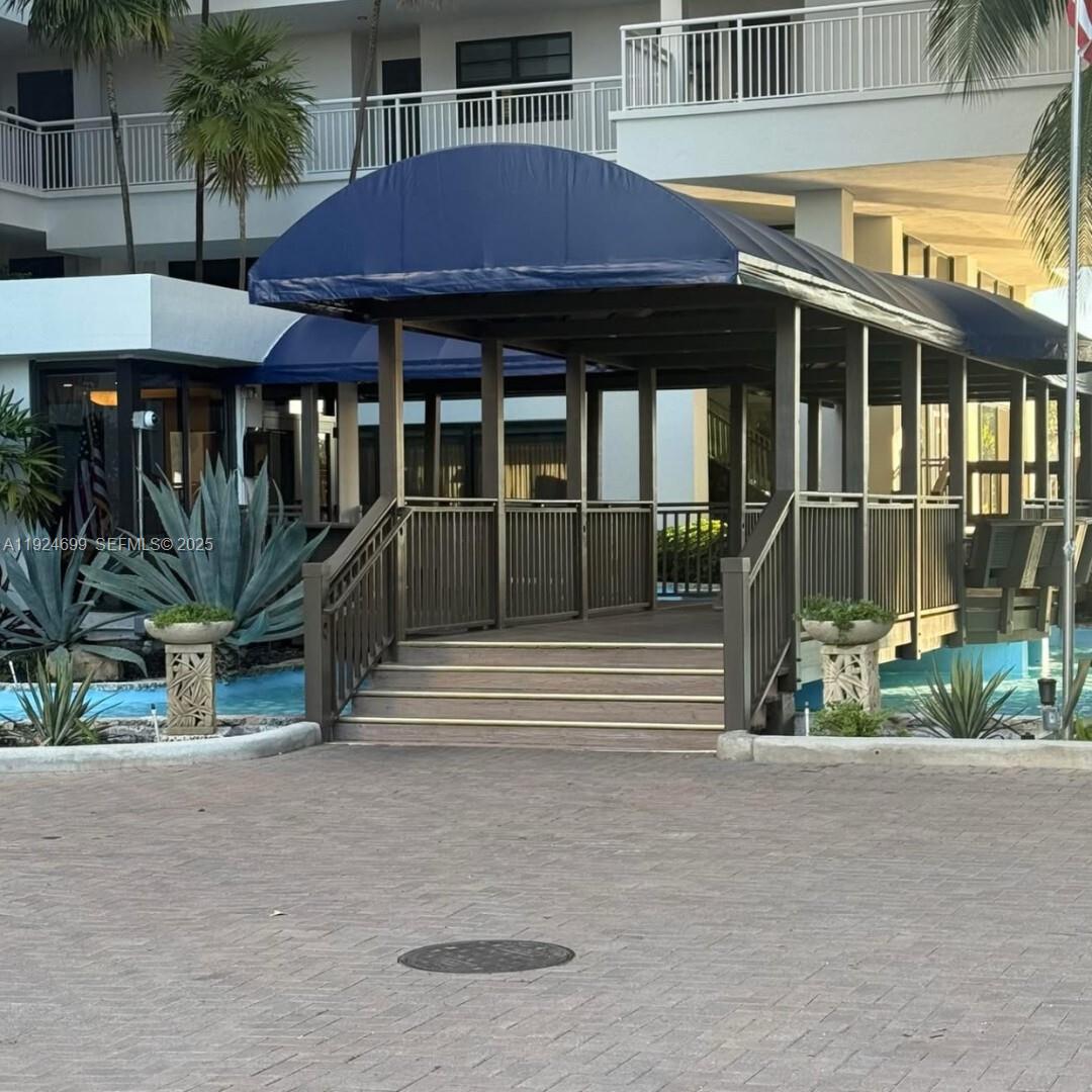 PILOT HOUSE CONDO - Residential