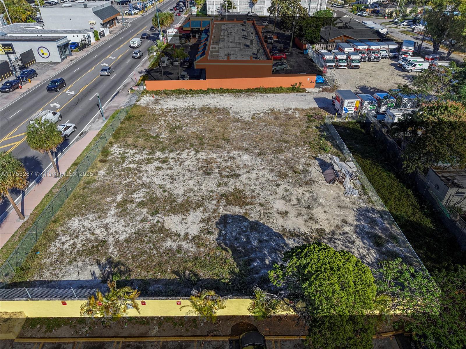 AMD PL OF TAMIAMI GROVES - Land