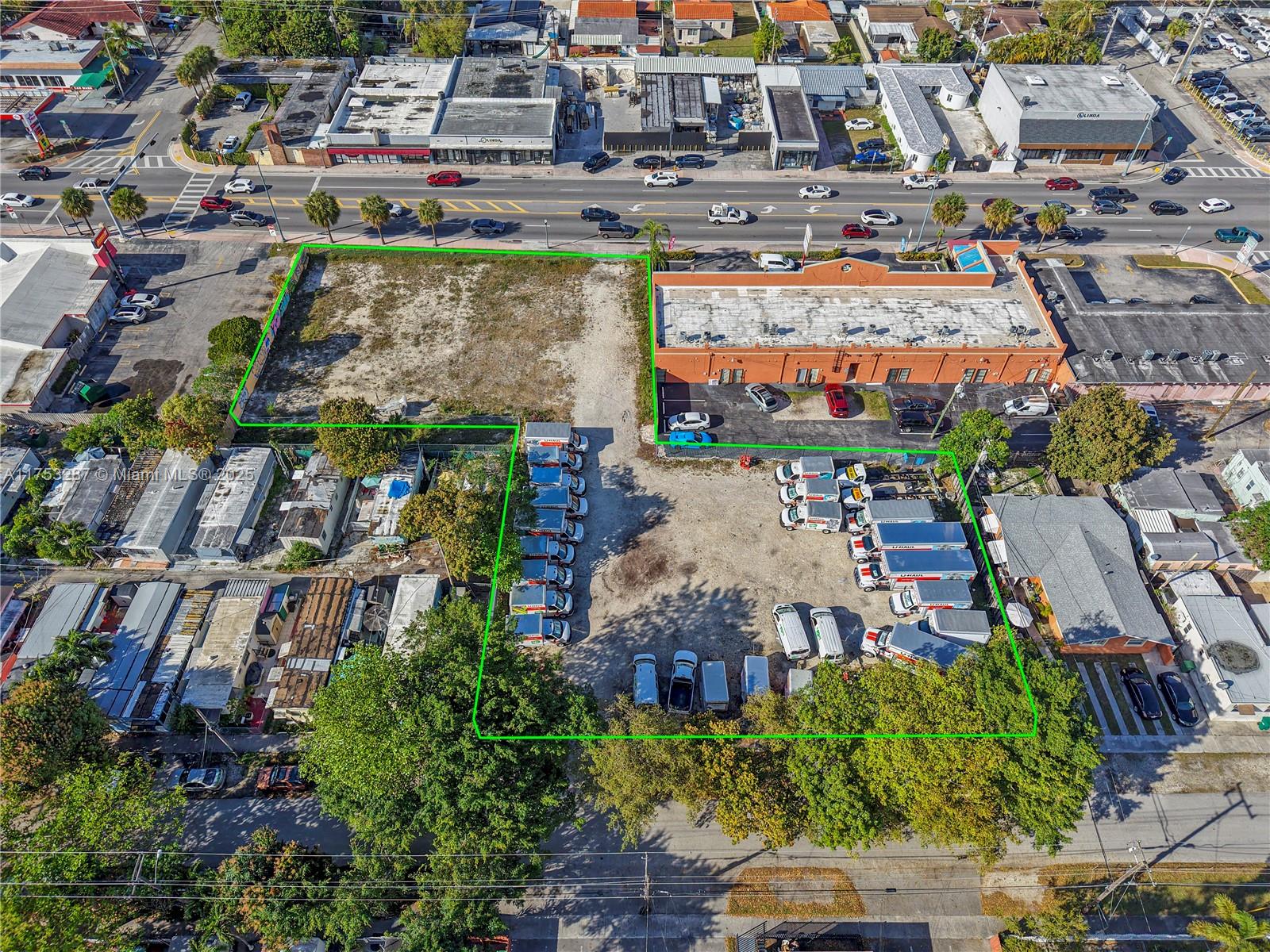 AMD PL OF TAMIAMI GROVES - Land